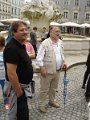 Franz weist in die Historie ein